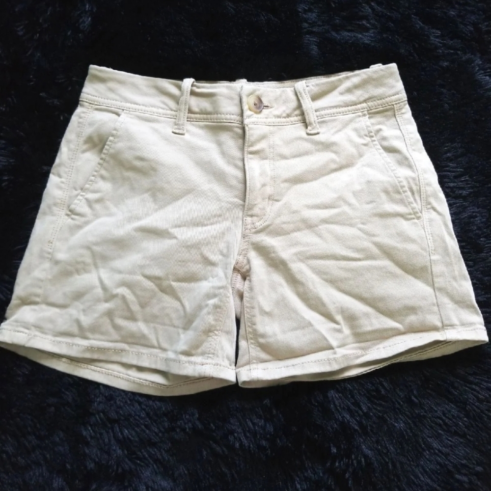 AE khaki shorts
